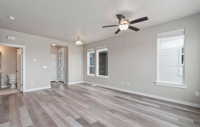 Charming & Modern Townhouse in Meridian!
