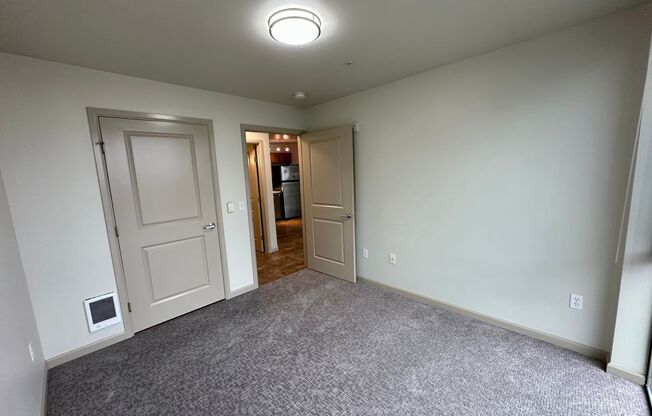 1 bed, 1 bath, 648 sqft, $1,975, Unit Unit 501