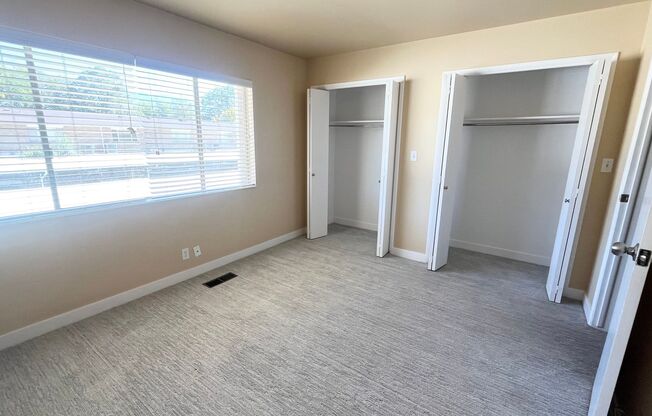 3 Bedroom/3.5 Bathroom home in Murray