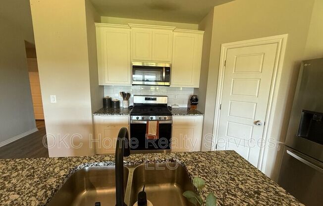 14605 TRAVERTINE FLS LN