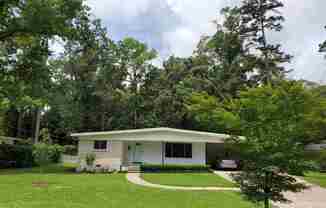 2305 Trescott