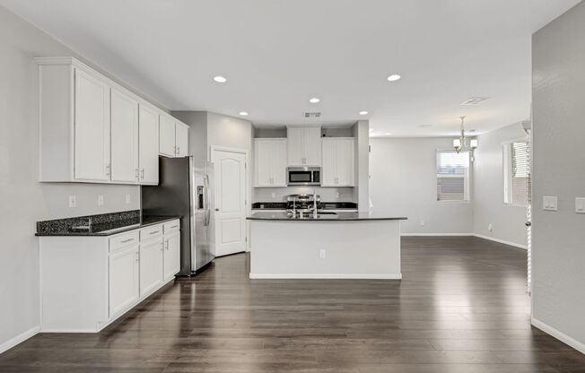 Beautiful 3 Bedroom home in Mountains Edge