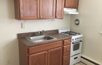 1 bed, 1 bath, 850 sqft, $950, Unit 1-A