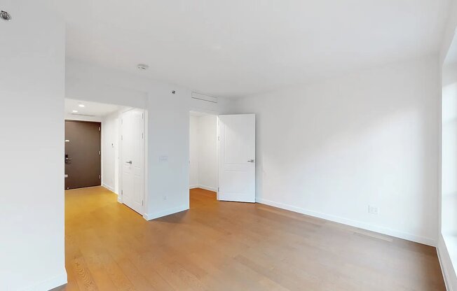 Studio, 1 bath, $3,360, Unit 5M