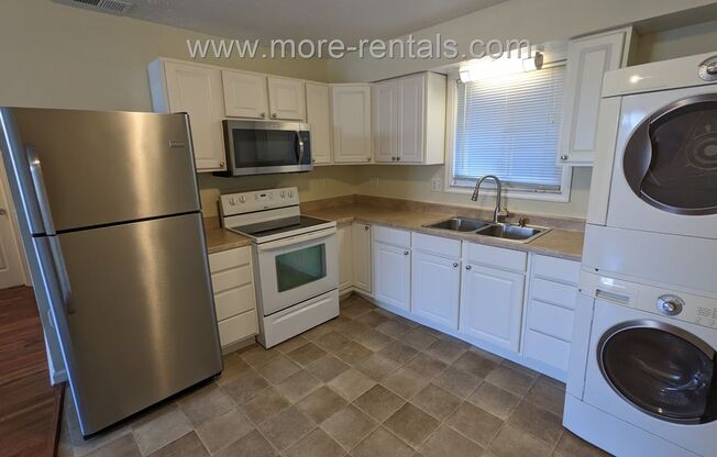 2 beds, 1 bath, 756 sqft, $1,195, Unit 505 E. Columbus St. Unit D