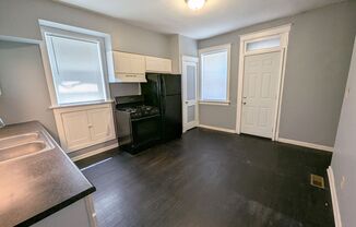 3339-41 Salena