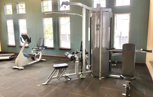 1 bed, 1 bath, 856 sqft, $1,170, Unit 0812