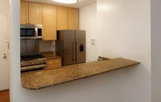 1 bed, 1 bath, $5,095, Unit 13A
