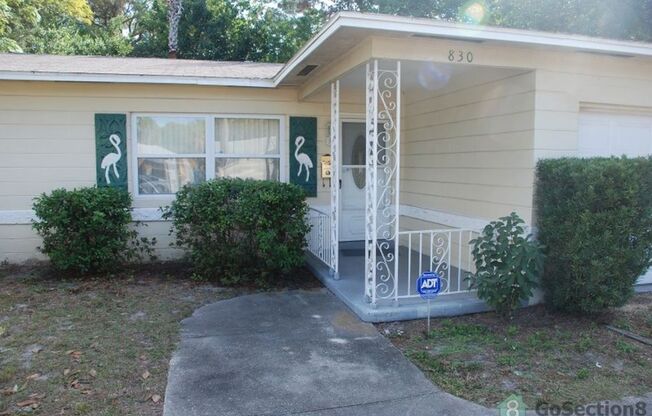 2 beds/ 2 baths available for rent! 830 65th Ave S, St Petersburg FL