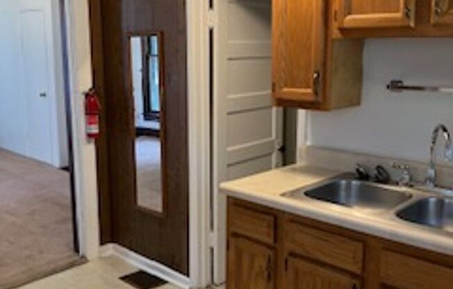 726 West Kirkwood Avenue