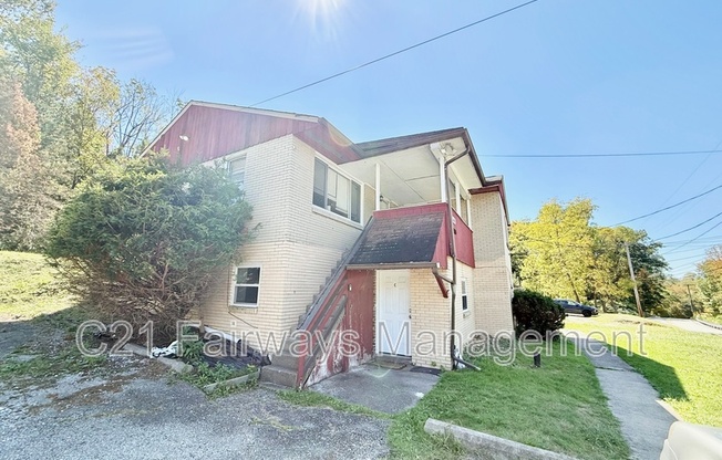2580 Pitcairn Rd