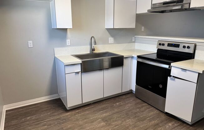 2 beds, 1.5 baths, 866 sqft, $2,695, Unit 800F8