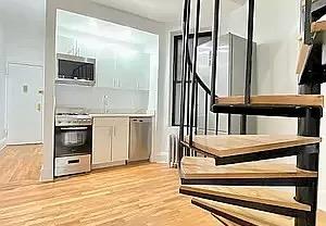 3 beds, 1 bath, $5,670, Unit 1H