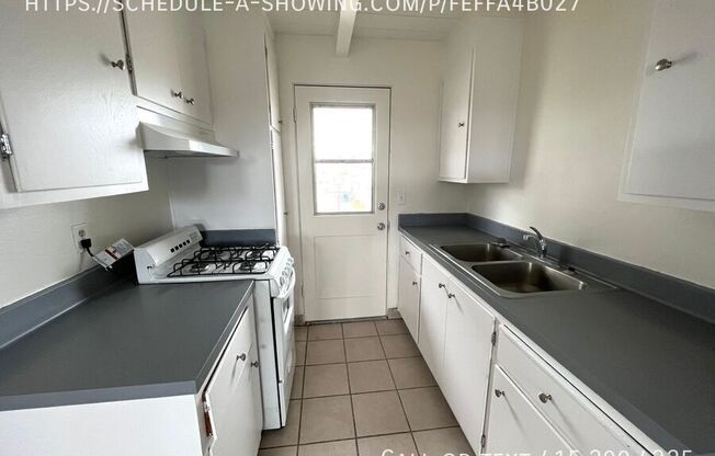1132 1136 PHOENIX AVE