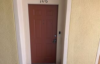 3 beds, 2 baths, $2,040, Unit #106