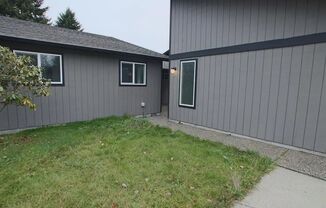 290-292 65th Court Southwest