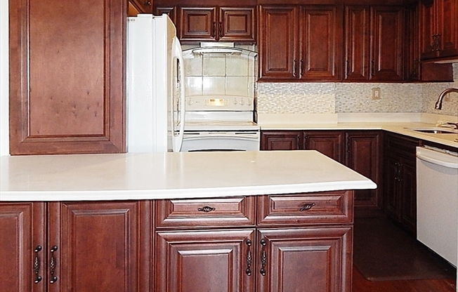 2 beds, 2 baths, 1,369 sqft, $4,000, Unit 304