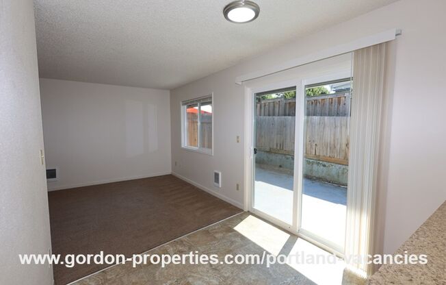 2 beds, 1 bath, $1,595