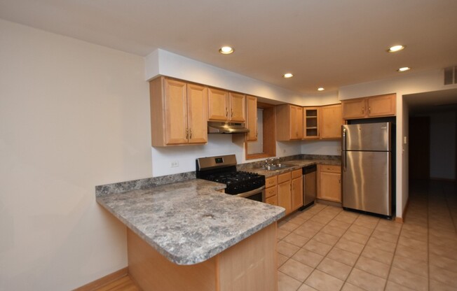 2722 MAGNOLIA