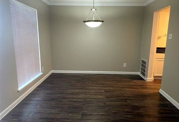 2 beds, 1 bath, 953 sqft, $1,399, Unit 506