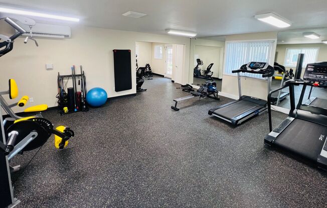 Cougar Creek Apartments