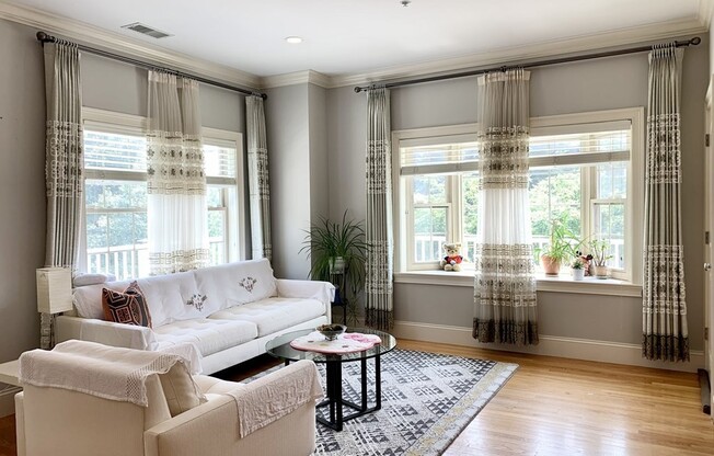 255 Winter St Unit 307