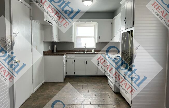 2 beds, 1 bath, $1,200