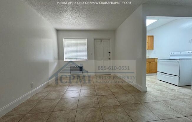 Mikani Hayes St