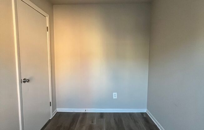 1 bed, 1 bath, 858 sqft, $1,995