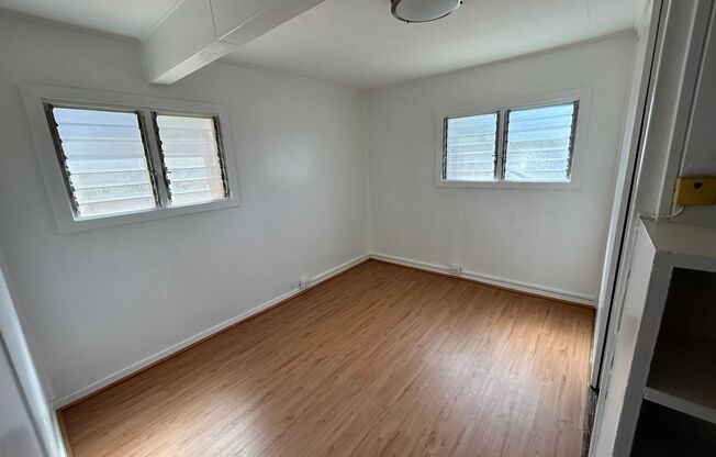 2 beds, 1 bath, $2,400, Unit # DOWNSTAIRS