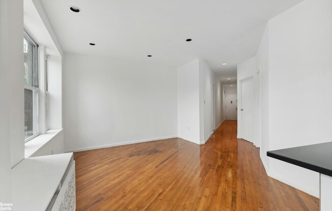 195 PROSPECT PARK W