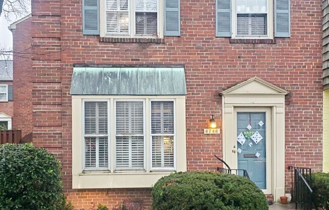 2 Bedroom 2.5 Bath Condo in Chevy Chase