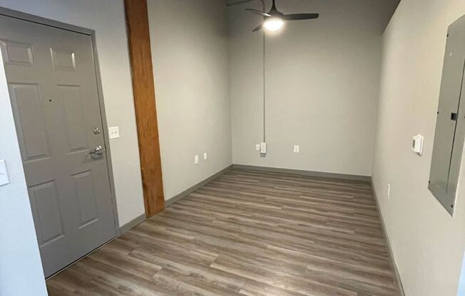 1 bed, 1 bath, 780 sqft, $1,450, Unit 302