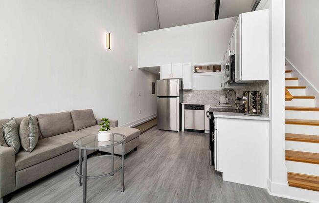 2 beds, 2 baths, 973 sqft, $1,495, Unit L116