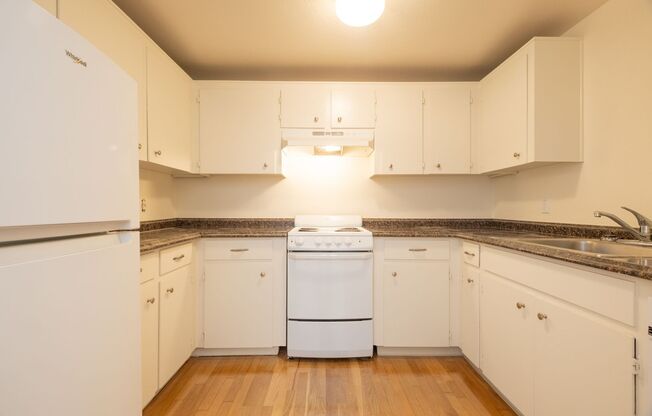 1 bed, 1 bath, 557 sqft, $1,325, Unit 107
