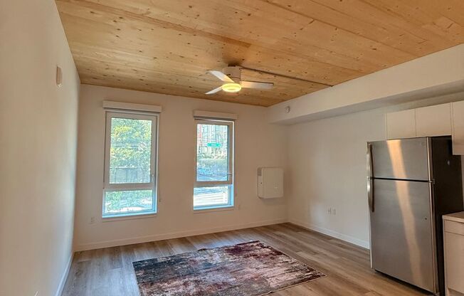 Studio, 1 bath, 360 sqft, $1,199, Unit 214-MFTE