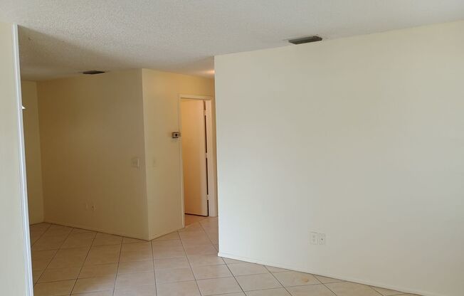 2 beds, 1 bath, $1,350