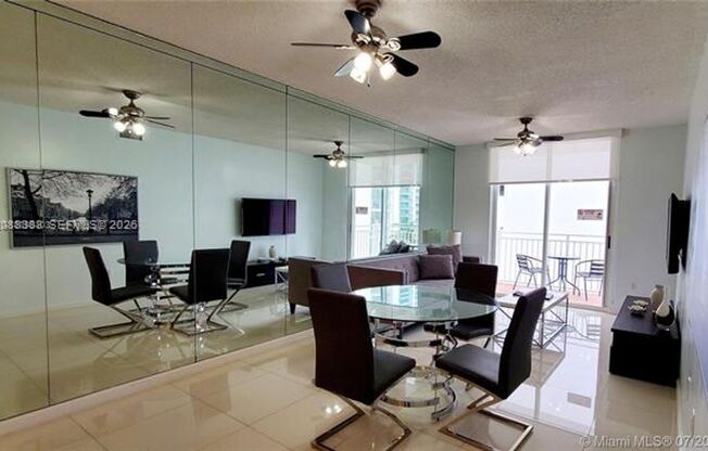 2 beds, 2 baths, $3,600, Unit # 1203