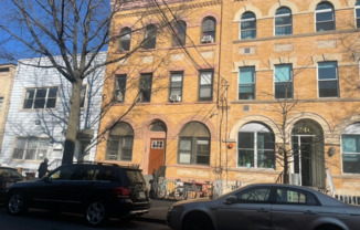 242 KINGSLAND AVE