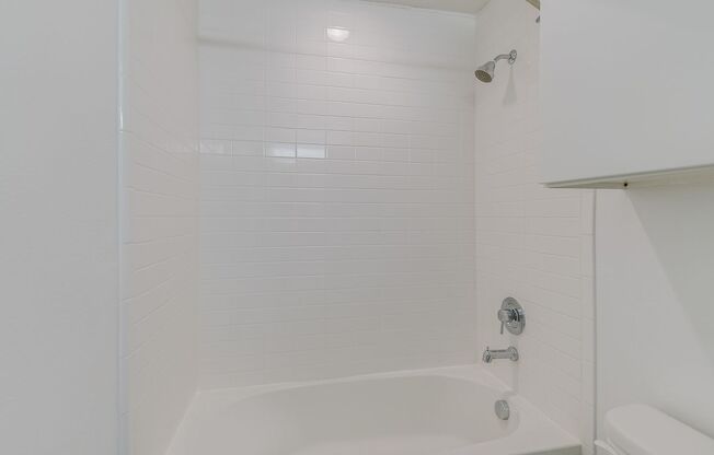 1 bed, 1 bath, 706 sqft, $1,275, Unit 310