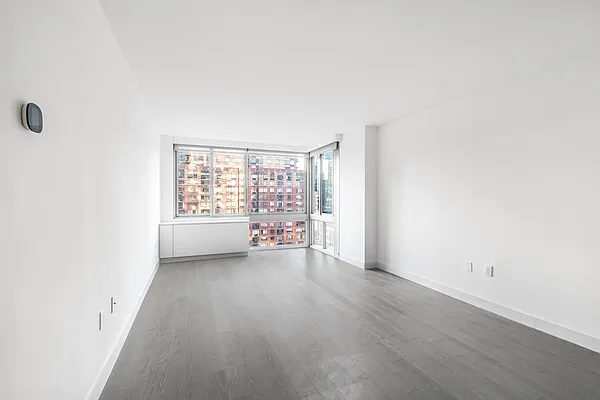 Studio, 1 bath, $4,200, Unit 101-11C