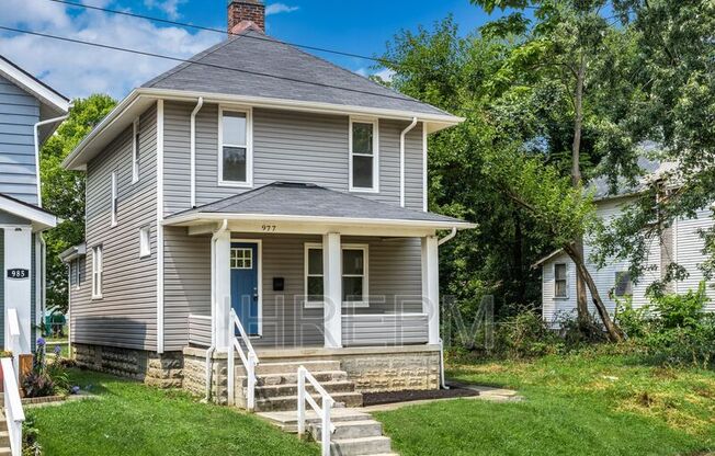 977 Ellsworth Ave