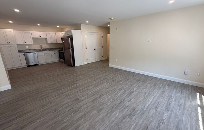725 Central Ave