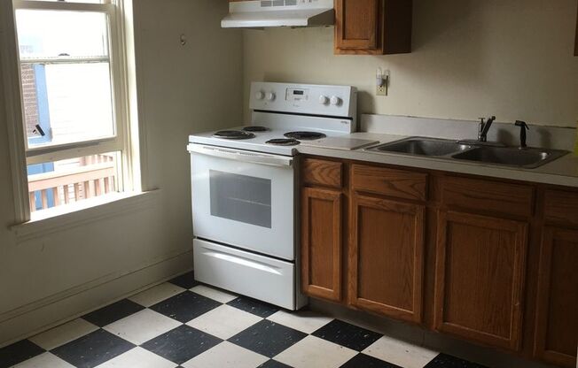 Baltimore Street Apartments