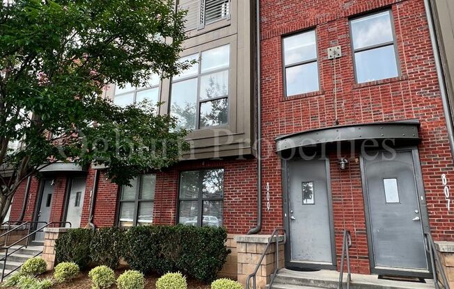 809 Holly Ave-2BR2BA-Downtown Townhouse!!