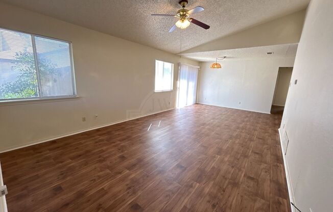 2108 Carousel, Killeen