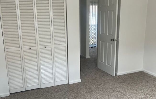 1 bed, 1 bath, 640 sqft, $980, Unit 175K
