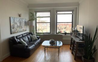 15 East Kirby 725
