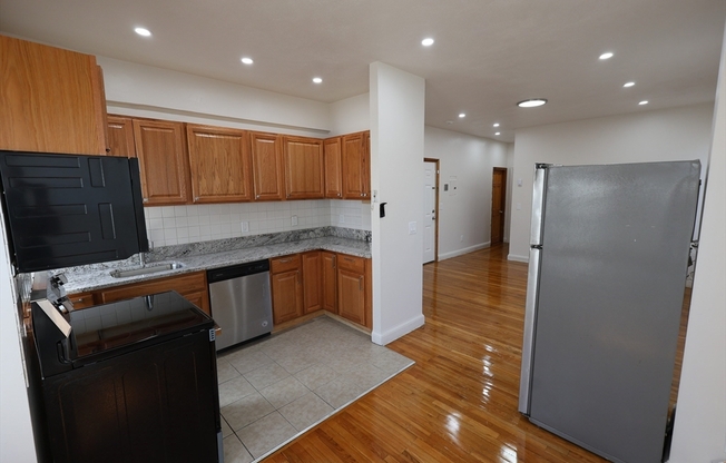 1 KENILWORTH ST