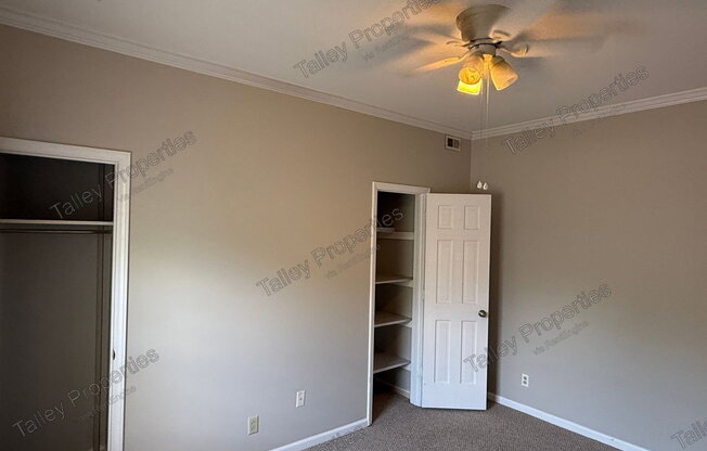 2 beds, 2 baths, 1,137 sqft, $1,899, Unit A 1014